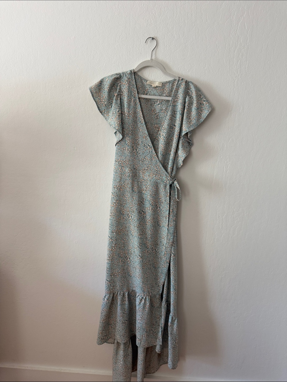 LoveStitch Gorgeous feminine Floral Wrap Maxi Dress in Light Blue/mint